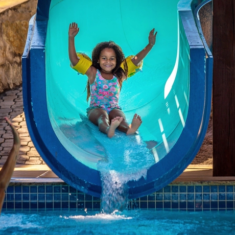 Imagen de la piscina del Hotel Tree Bies Resort. Foto 19