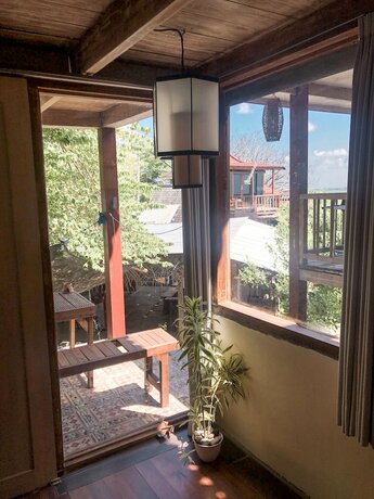 Imagen general del Hotel Tree House Lodge. Foto 15