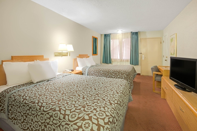 Imagen de la habitación del Hotel Tree Inn and Suites Albuquerque.. Foto 2