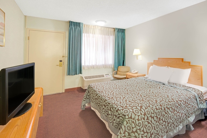 Imagen de la habitación del Hotel Tree Inn and Suites Albuquerque.. Foto 6