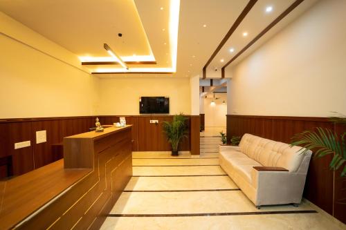 Imagen de la habitación del Hotel Tree Suites. Foto 18