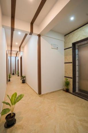 Imagen de la habitación del Hotel Tree Suites. Foto 19