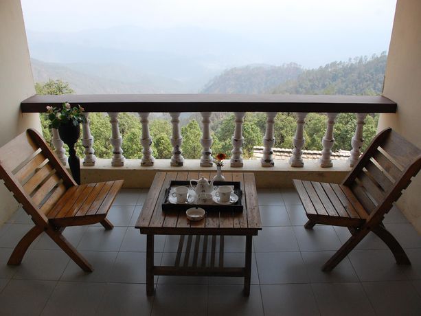 Imagen general del Hotel Tree of Life Grand Oak Manor, Binsar Wildlife Sanctuary. Foto 5