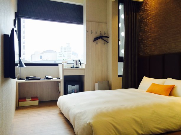 Imagen de la habitación del Hotel Treeart. Foto 6