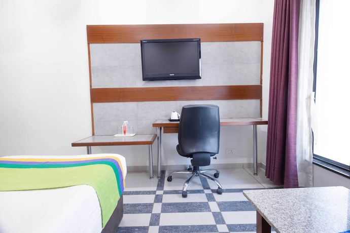 Imagen de la habitación del Hotel Treebo Ambassador. Foto 6