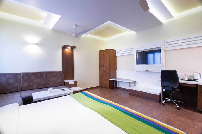 Imagen de la habitación del Hotel Treebo Ambassador. Foto 7