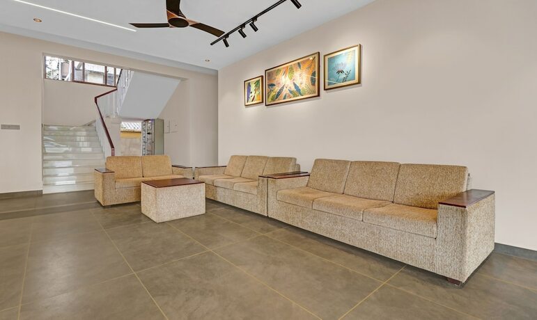 Imagen general del Hotel Treebo Grand Vistara Airport Suites. Foto 13