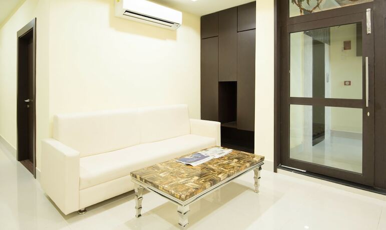 Imagen general del Hotel Treebo King's Court. Foto 6