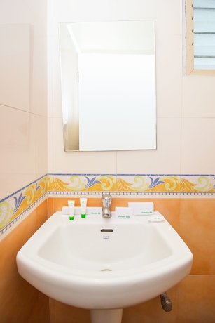 Imagen de la habitación del Hotel Treebo Krrish Inn. Foto 17