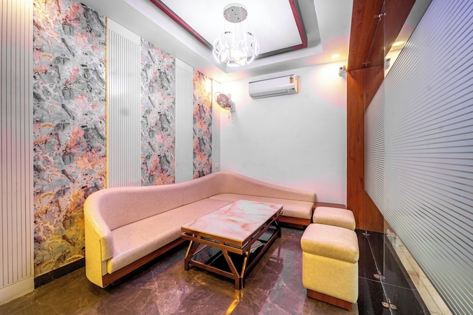 Imagen de los interiores del Hotel Treebo Lotus Blue. Foto 14