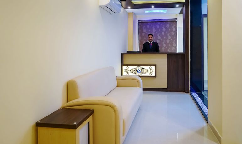 Imagen de los interiores del Hotel Treebo Oasis. Foto 19