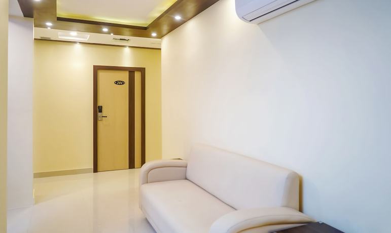 Imagen de los interiores del Hotel Treebo Oasis. Foto 20