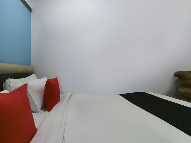 Imagen de la habitación del Hotel Treebo Seven. Foto 7