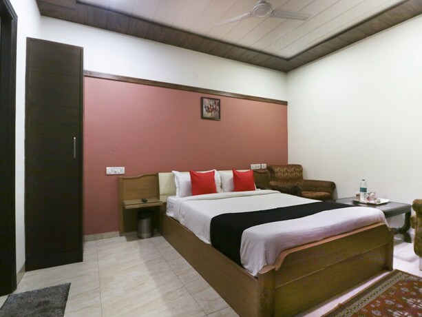 Imagen de la habitación del Hotel Treebo Seven. Foto 14