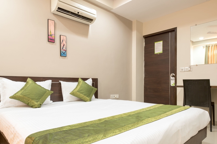 Imagen de la habitación del Hotel Treebo Shrimad Residency. Foto 6
