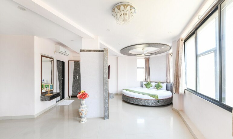 Imagen de la habitación del Hotel Treebo Skylon. Foto 30