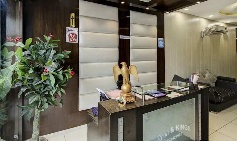 Imagen de los interiores del Hotel Treebo Trend Aditya and Kings. Foto 19