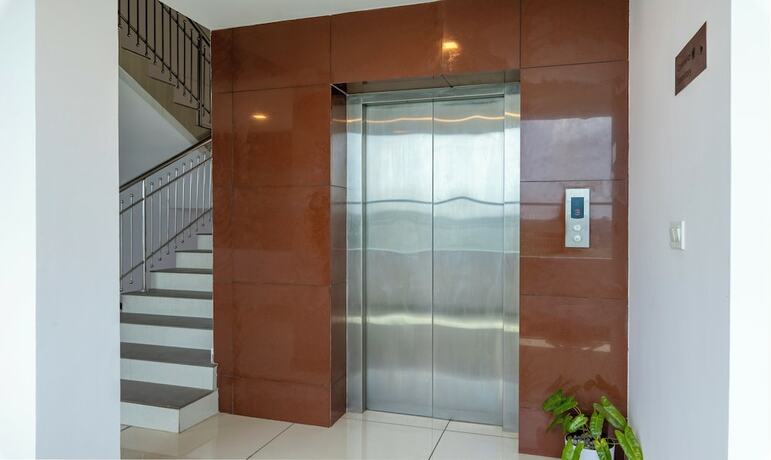 Imagen general del Hotel Treebo Trend Airport Avenue Plaza Cochin Airport. Foto 13