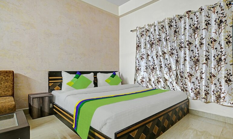 Imagen de la habitación del Hotel Treebo Trend Alankar. Foto 15