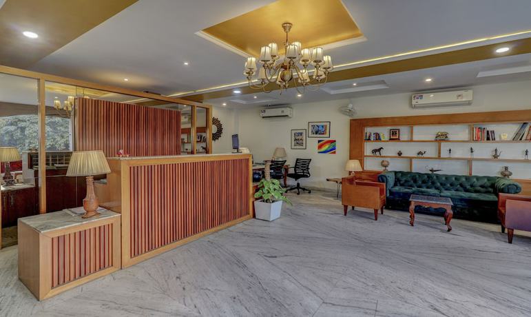 Imagen de los interiores del Hotel Treebo Trend C1 Taj Nirvana. Foto 15