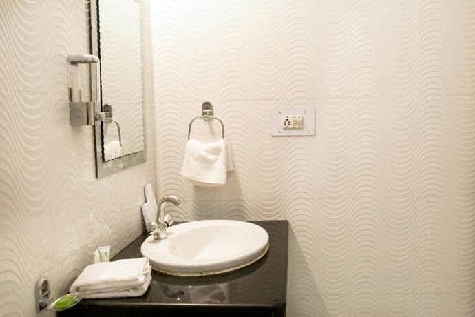 Imagen general del Hotel Treebo Trend Celebriti Manali. Foto 14