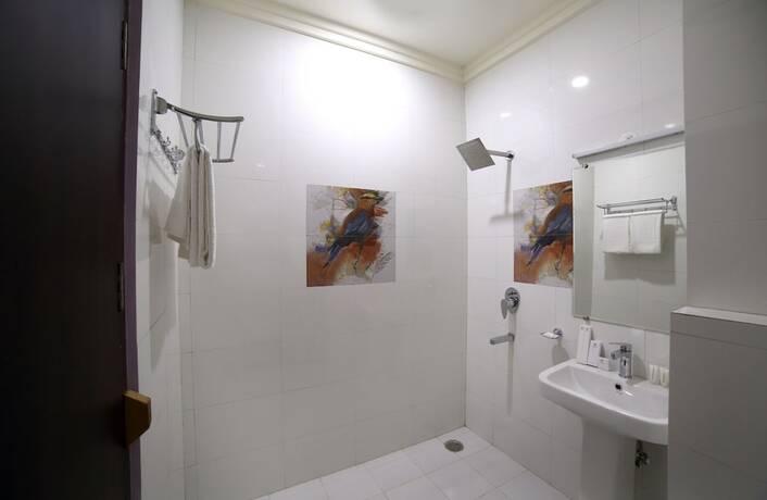 Imagen de la habitación del Hotel Treebo Trend Dee Intercontinental Near The Golden Temple. Foto 18