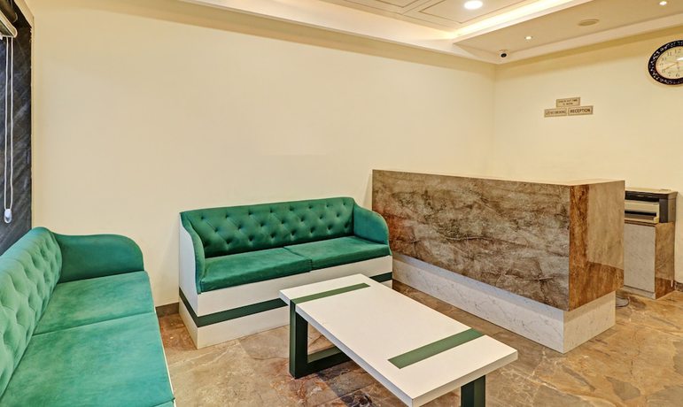 Imagen de los interiores del Hotel Treebo Trend Delmont. Foto 19