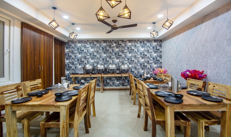 Imagen del bar/restaurante del Hotel Treebo Trend Fortune Home. Foto 3