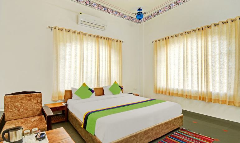 Imagen de la habitación del Hotel Treebo Trend Khakhri Haveli With Mountain View. Foto 8