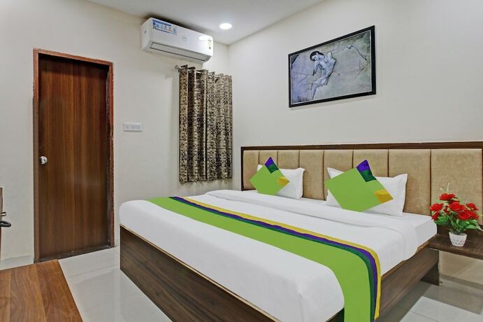 Imagen de la habitación del Hotel Treebo Trend Krishna Regency. Foto 17
