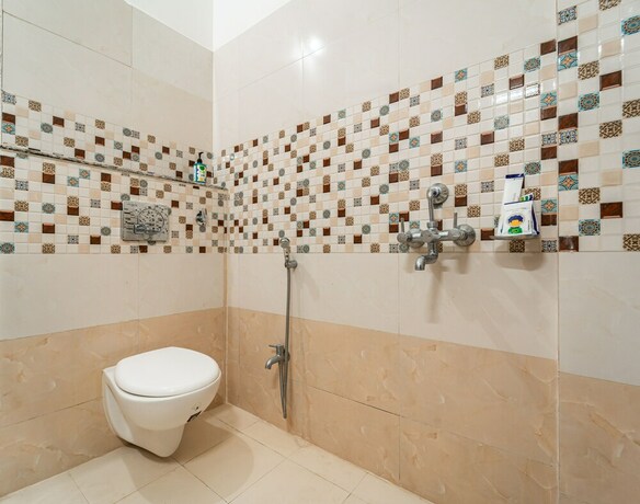 Imagen general del Hotel Treebo Trend Lake City. Foto 9