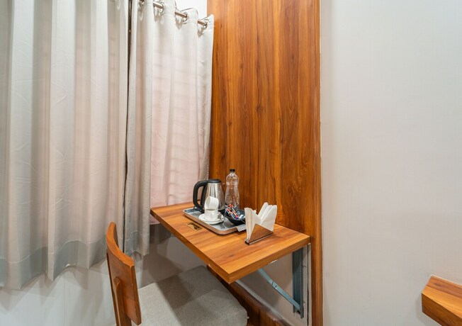 Imagen general del Hotel Treebo Trend Lake City. Foto 11