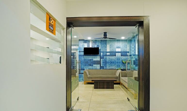 Imagen general del Hotel Treebo Trend Lazystay Grand. Foto 8