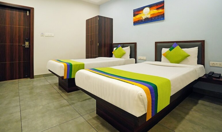 Imagen general del Hotel Treebo Trend Lazystay Grand. Foto 12