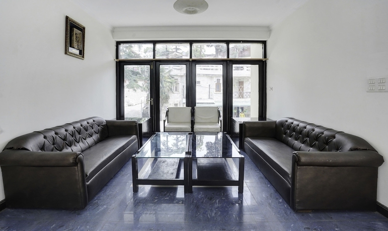 Imagen de los interiores del Hotel Treebo Trend Mussoorie Club. Foto 19