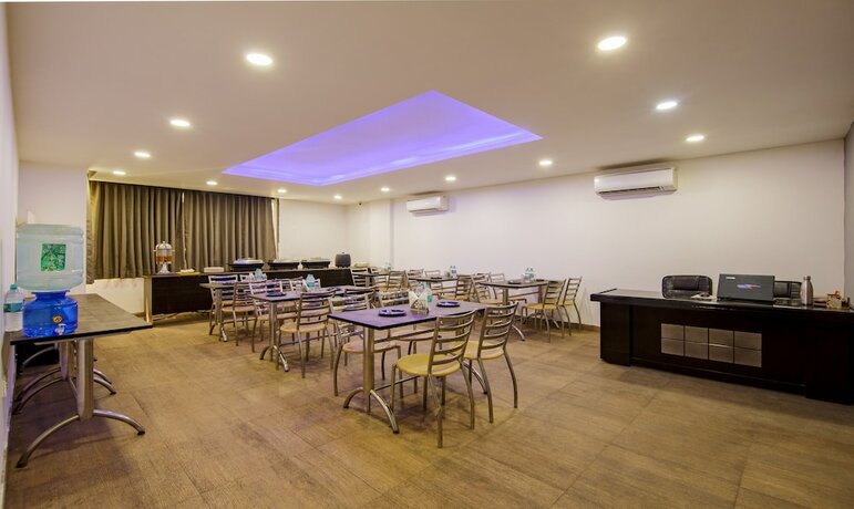Imagen general del Hotel Treebo Trend Noida Express. Foto 14