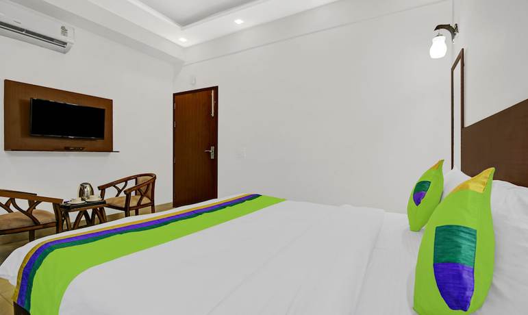 Imagen de la habitación del Hotel Treebo Trend Noida Grand. Foto 6