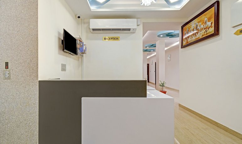 Imagen de los interiores del Hotel Treebo Trend Paras Raj. Foto 16