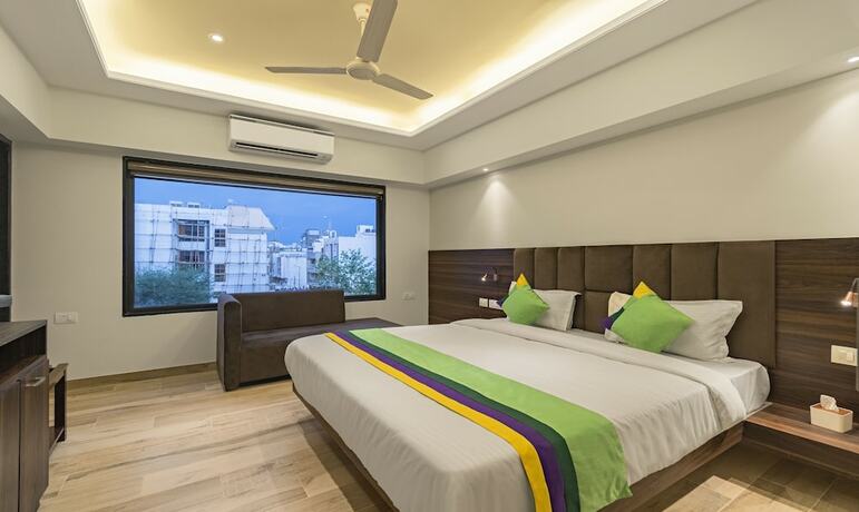 Imagen de la habitación del Hotel Treebo Trend Pink City Grand. Foto 17