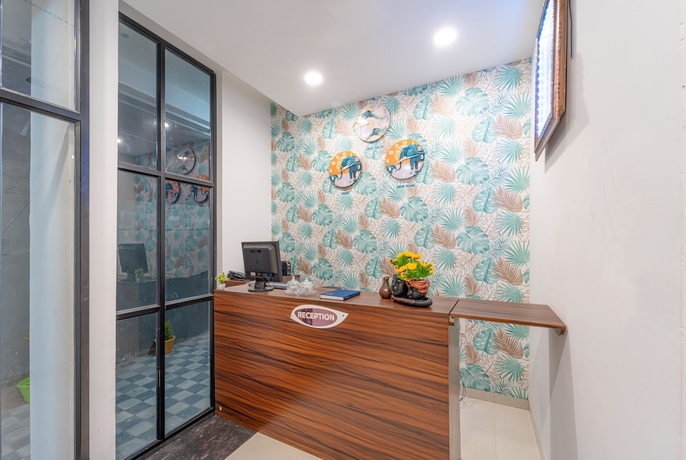 Imagen de los interiores del Hotel Treebo Trend Pure Earth Stay. Foto 17