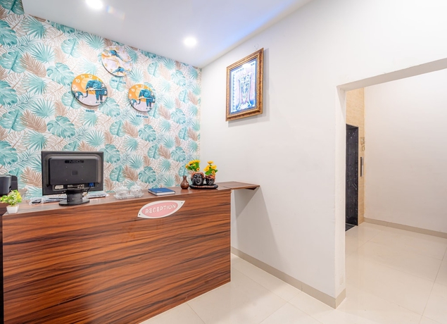 Imagen de los interiores del Hotel Treebo Trend Pure Earth Stay. Foto 19