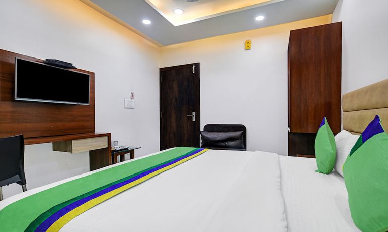 Imagen de los interiores del Hotel Treebo Trend Regalia Inn. Foto 2