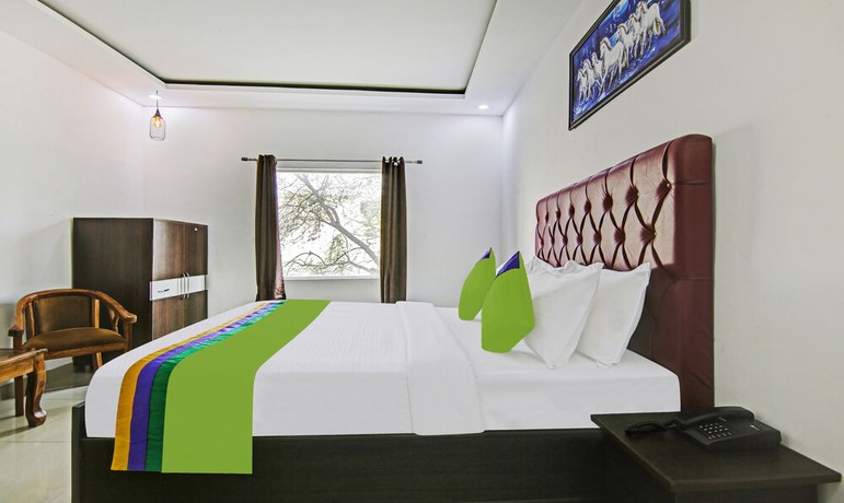 Imagen de la habitación del Hotel Treebo Trend Royal Empire. Foto 4