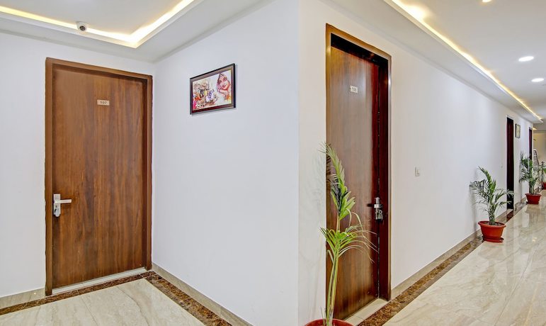 Imagen de los interiores del Hotel Treebo Trend Royal Empire. Foto 13