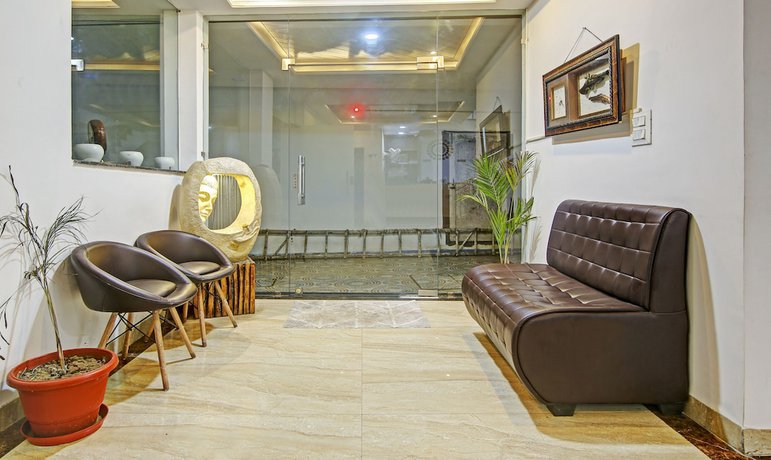 Imagen de los interiores del Hotel Treebo Trend Royal Empire. Foto 15