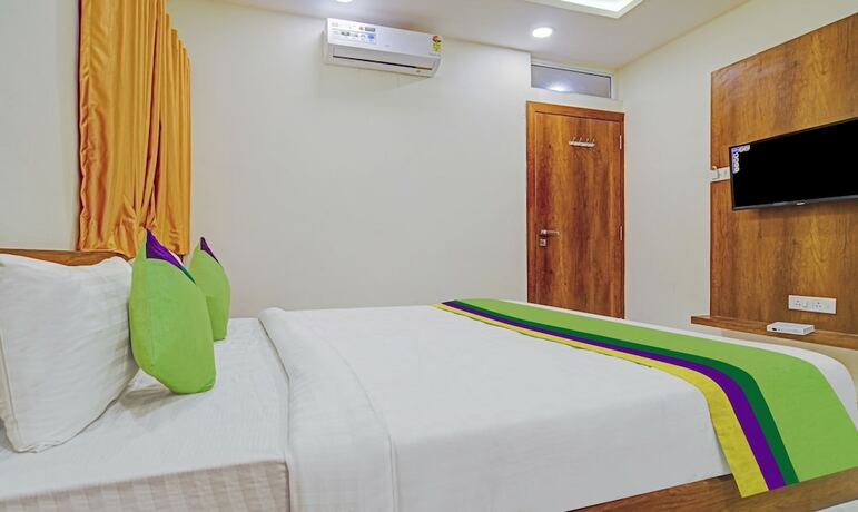 Imagen de la habitación del Hotel Treebo Trend Royal Empire Indore. Foto 18