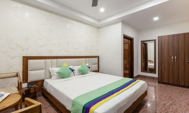 Imagen de la habitación del Hotel Treebo Trend Royal Palace. Foto 16