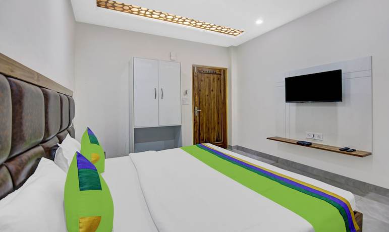 Imagen de la habitación del Hotel Treebo Trend Royal Salute. Foto 2
