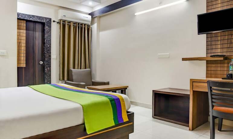 Imagen de la habitación del Hotel Treebo Trend Royal Sun Palace. Foto 17