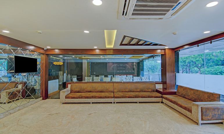 Imagen de los interiores del Hotel Treebo Trend S G Grand. Foto 18